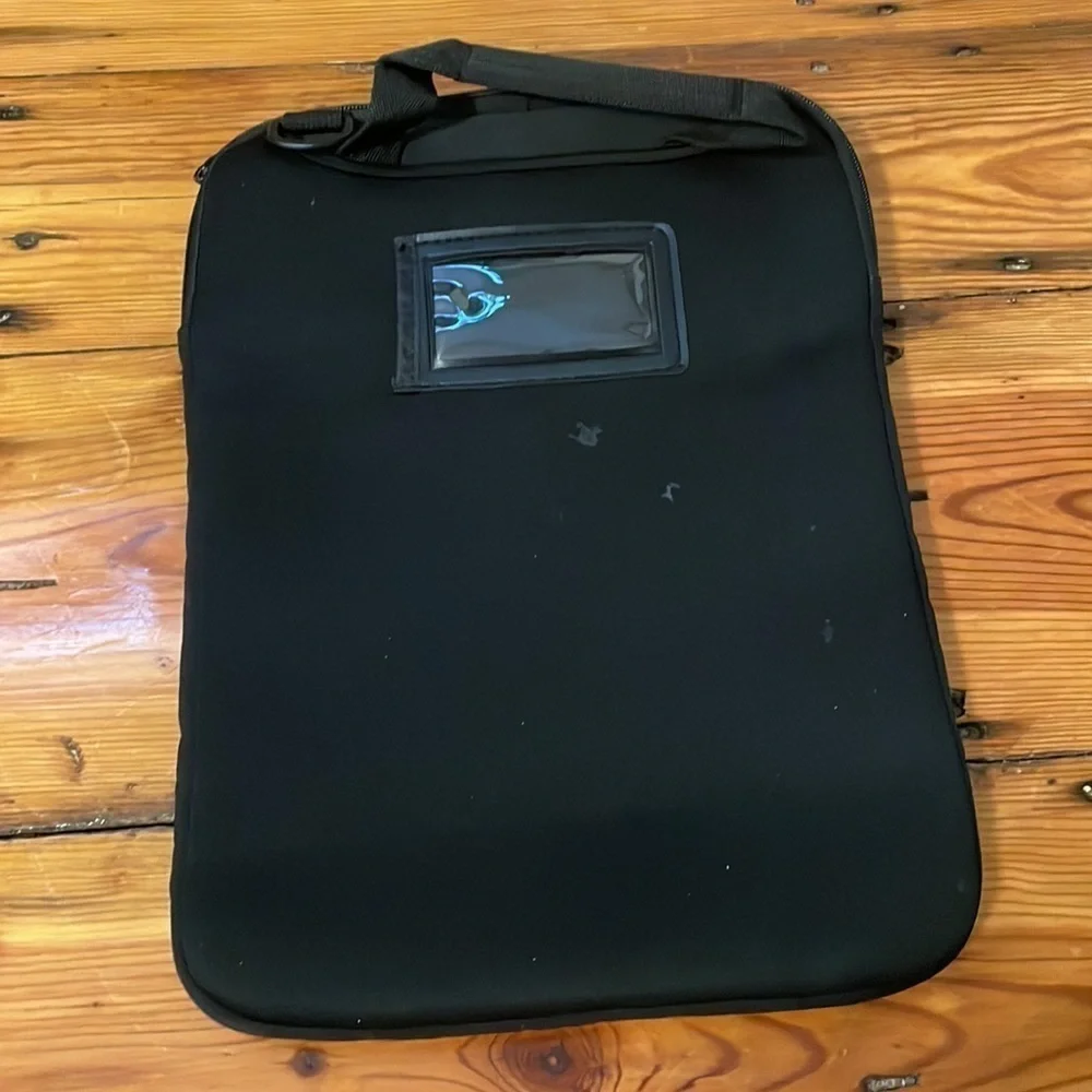 Targus laptop black carrying case